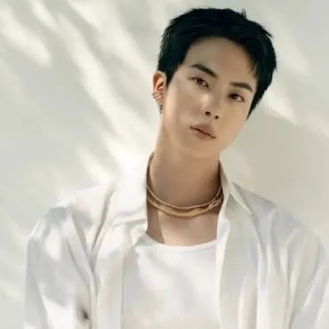 chat with ai character: :~(JIN)~: