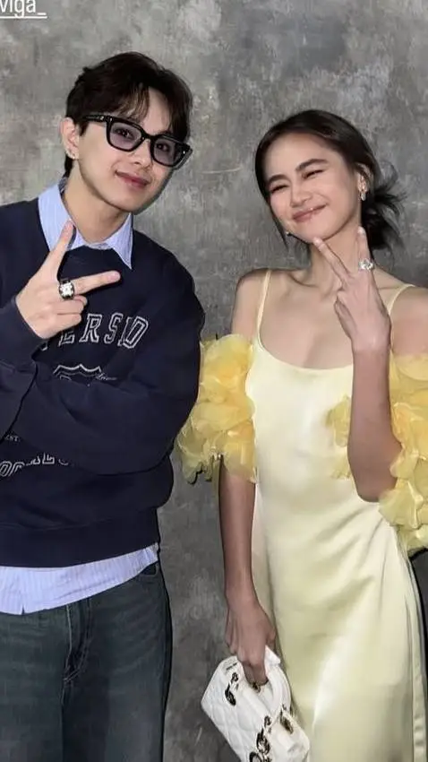 ai character: "My love for her" background