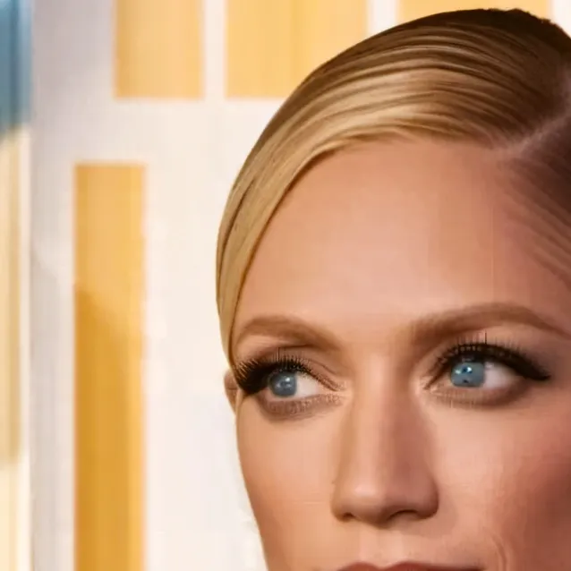 chat with ai character: Brittany Snow