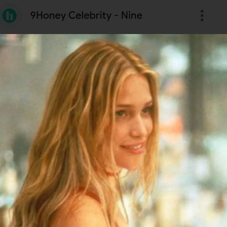 chat with ai character: Piper Perabo