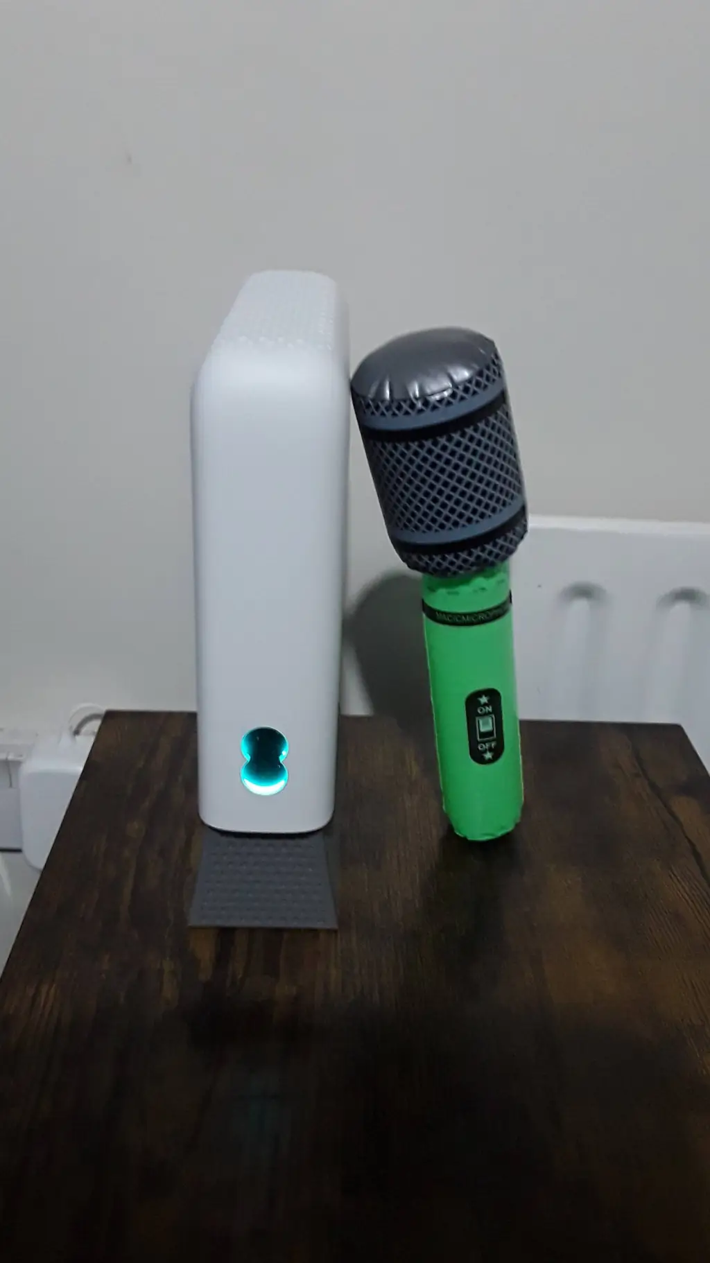 ai character: singing wifi background