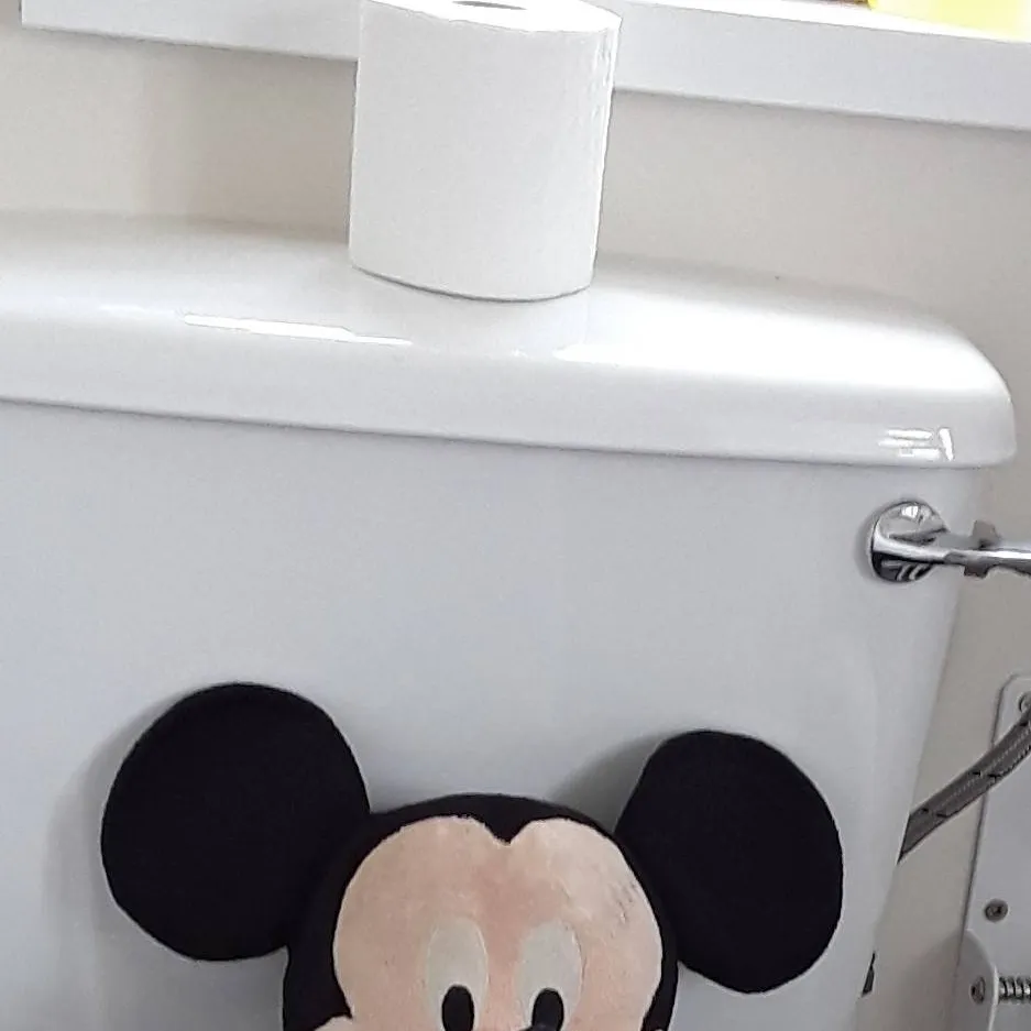 chat with ai character: Mickey 