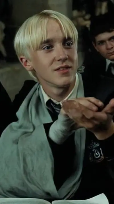 ai character: Draco Malfoy background