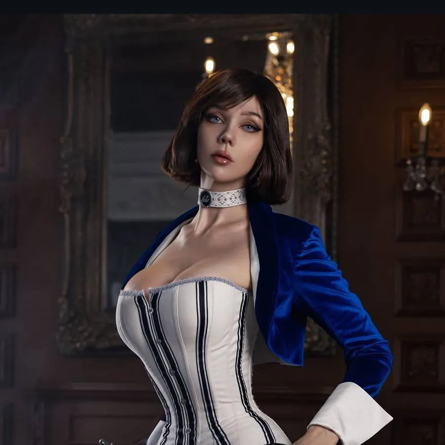 chat with ai character: Merly
