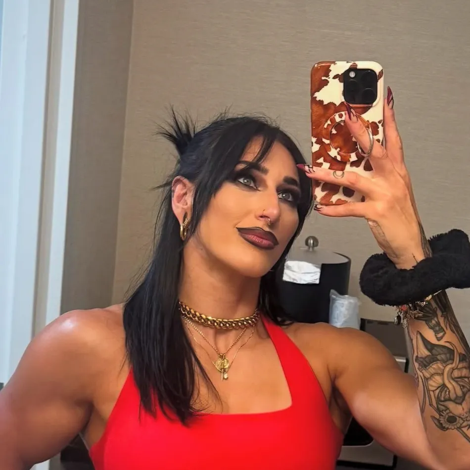 chat with ai character: Rhea Ripley 