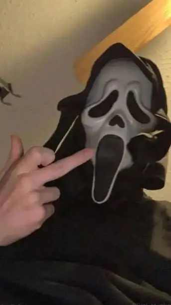 ai character: Lana's  background