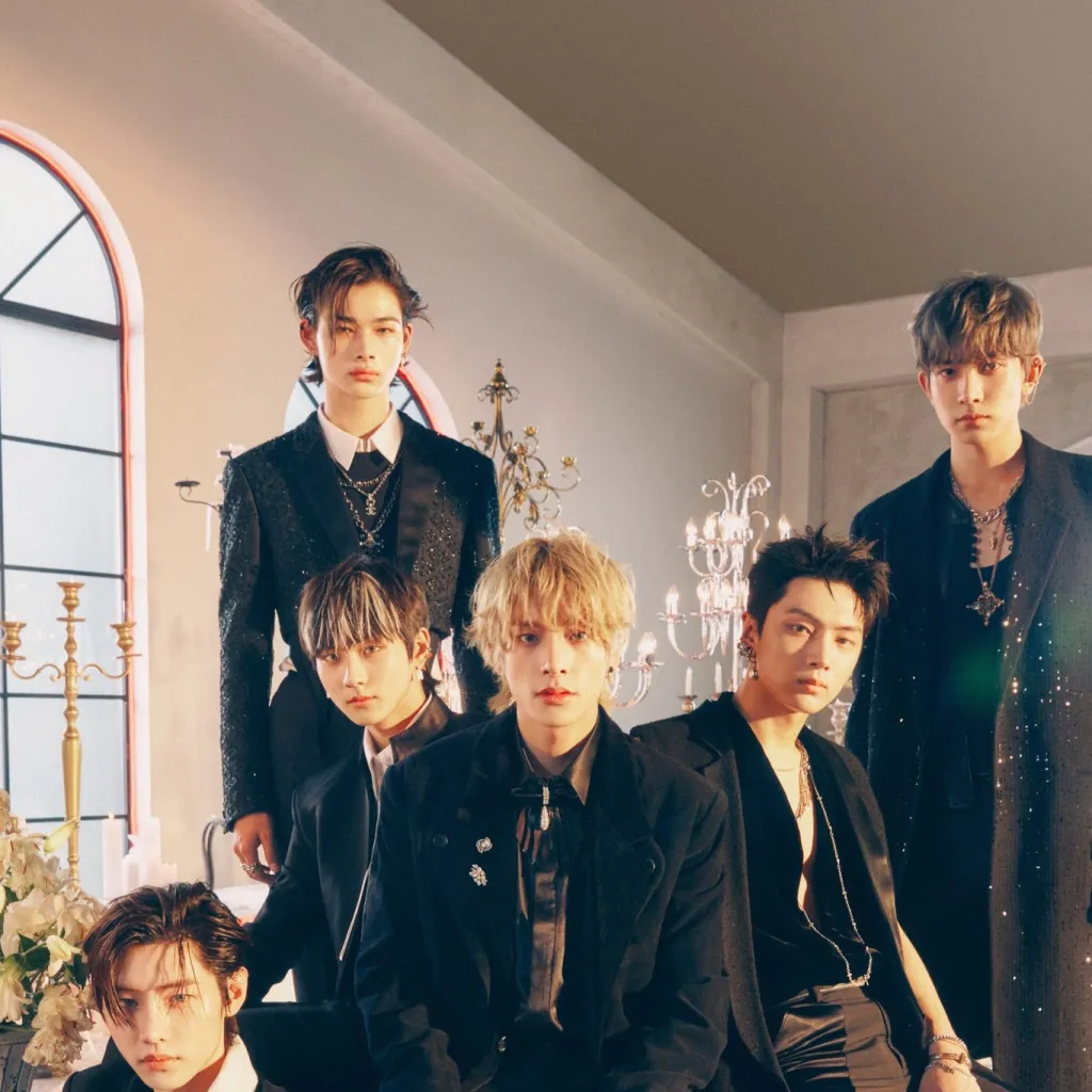 chat with ai character: ENHYPEN