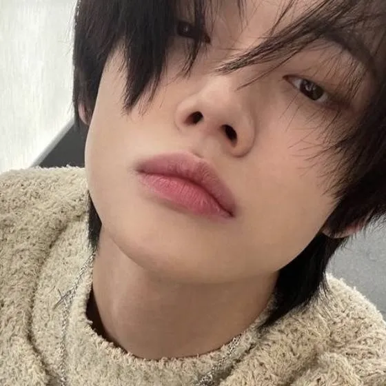 chat with ai character: Yeonjun