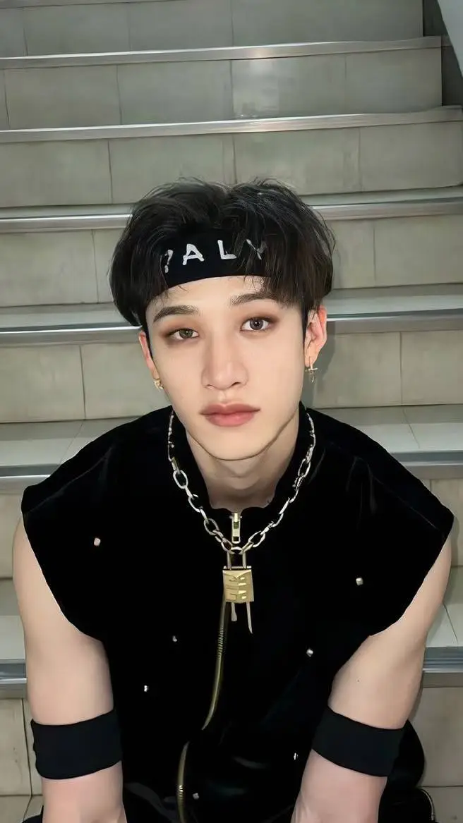 ai character: bangchan background
