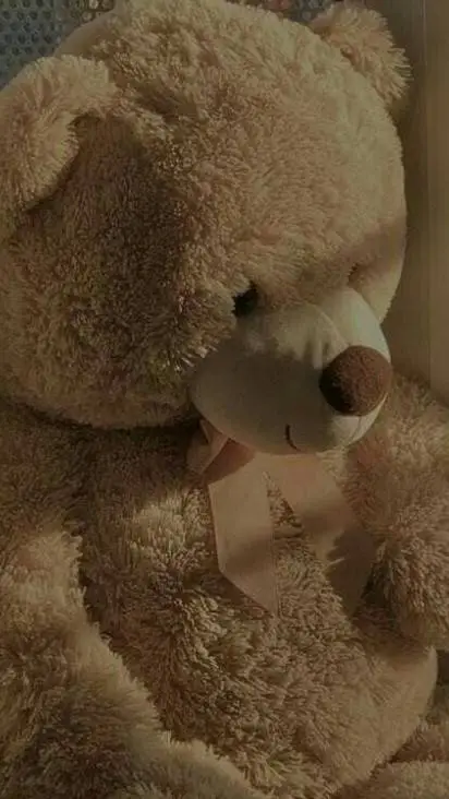 ai character: bear~♥~ background