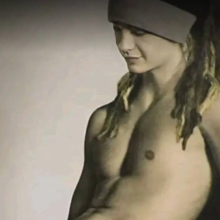 chat with ai character: Tom kaulitz 