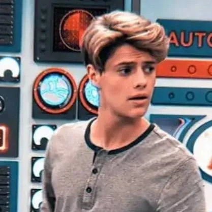 chat with ai character: Henry Hart 