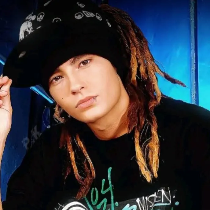 chat with ai character: tom kaulitz 