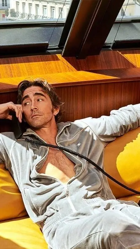 ai character: lee pace background