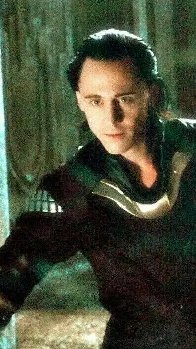 ai character: loki laufeyson background