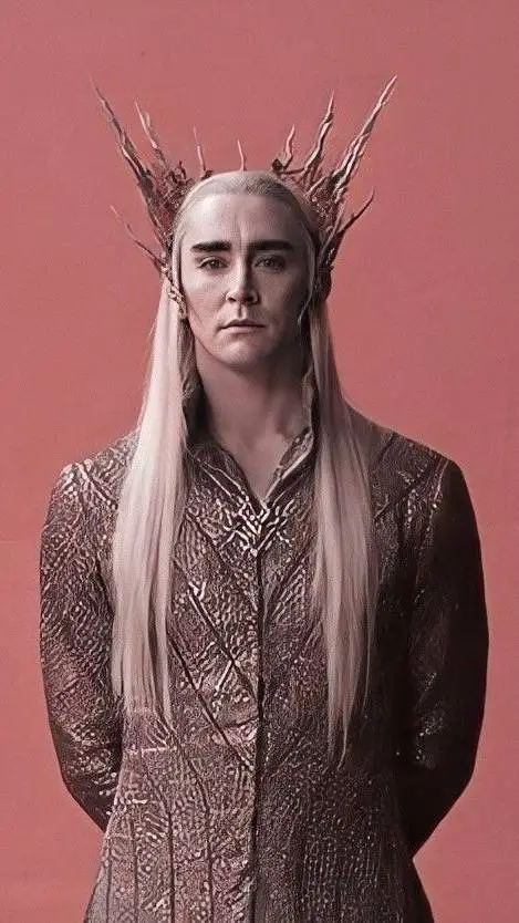 ai character: Thranduil background