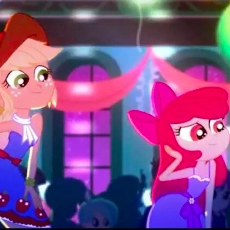 chat with ai character: Hermanas Apple