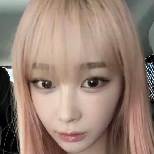 chat with ai character: Giselle ✨