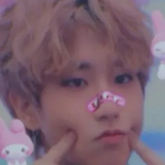 chat with ai character: Skz