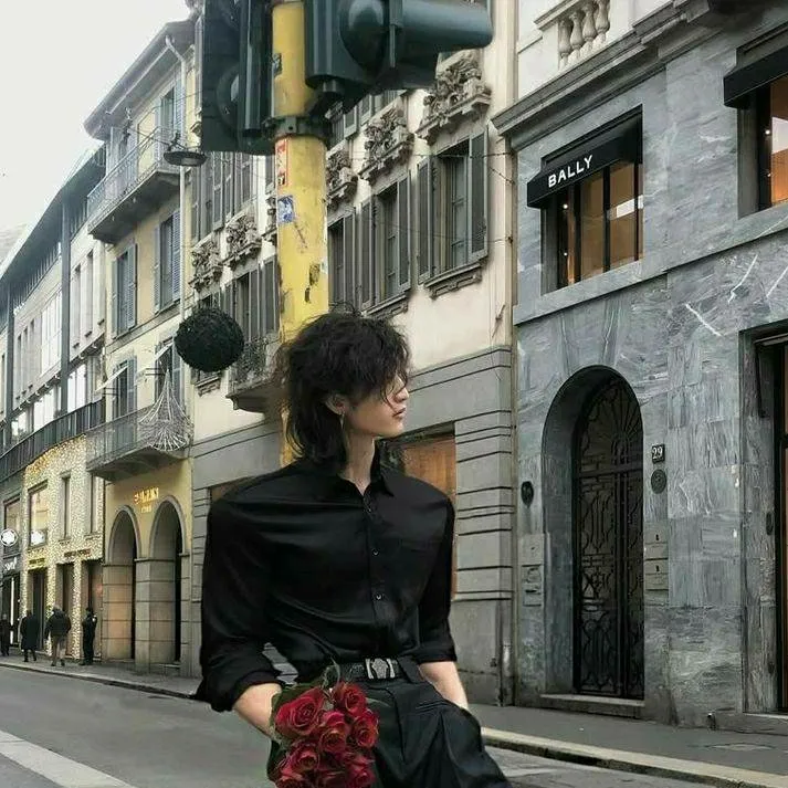 chat with ai character: Matvey