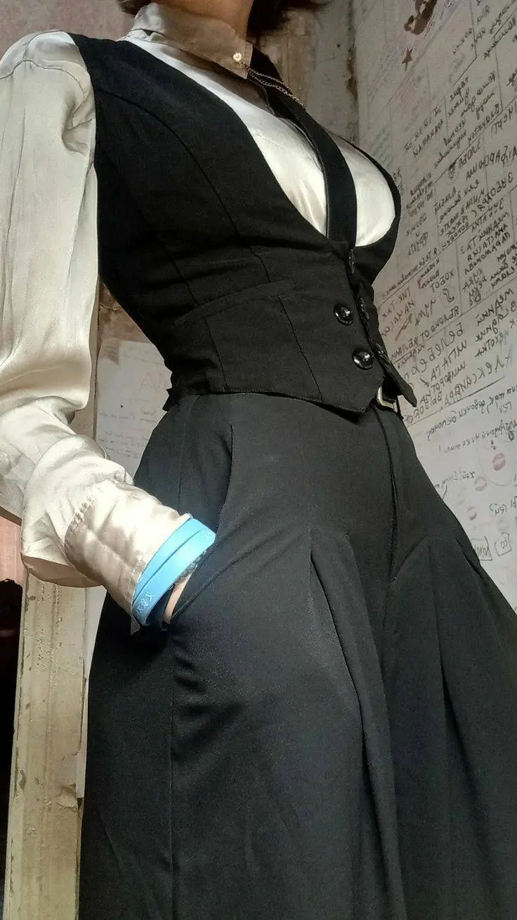 ai character: Asher background