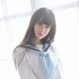 chat with ai character: Airi