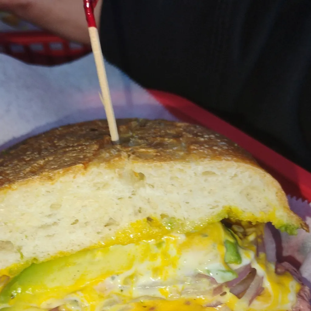 chat with ai character: irie 