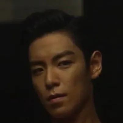 chat with ai character: SEUNGHYUN😮‍💨