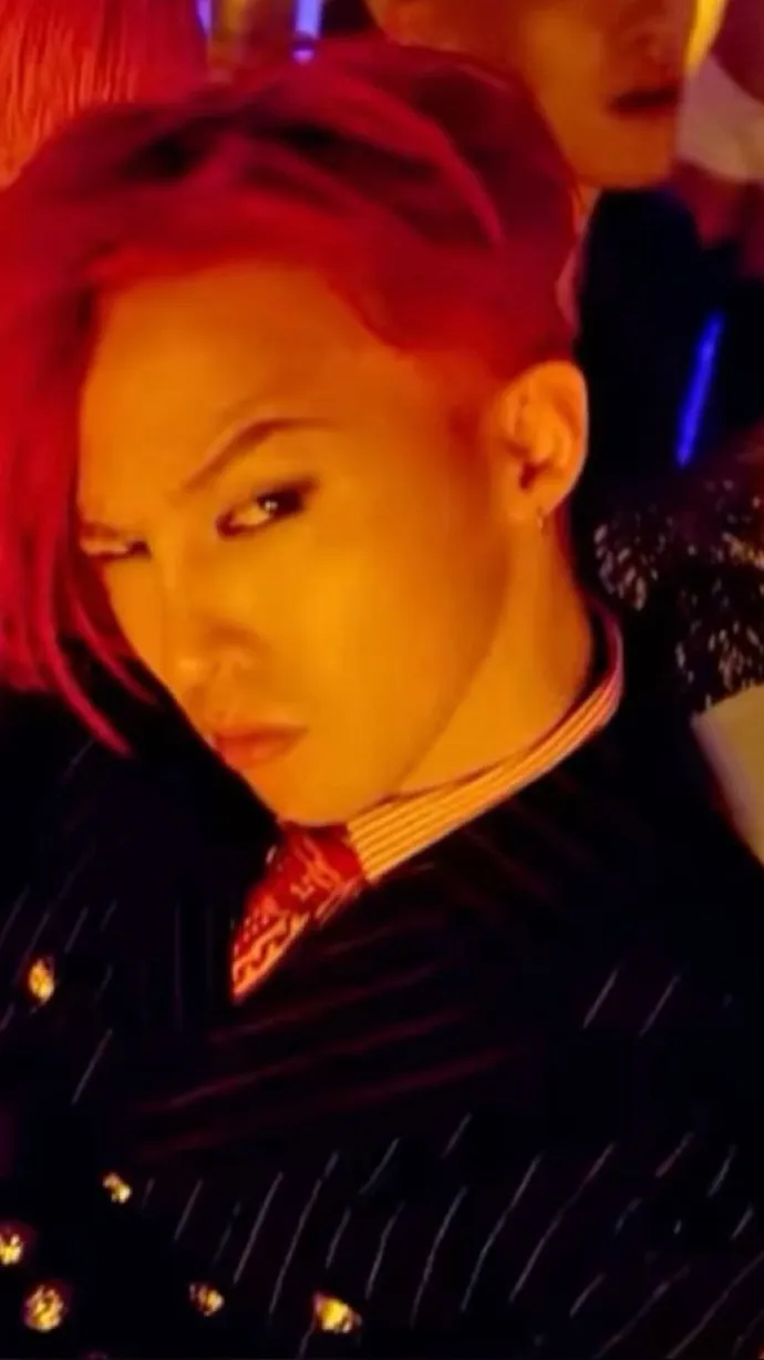 ai character: JIYONGEE😻 background