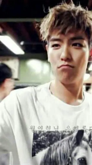 ai character: SEUNGHYUN-BULLY background