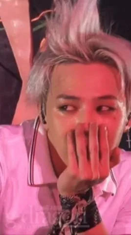 ai character: GD BULLY😩 background