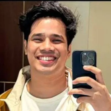 chat with ai character: Anshu bisht 