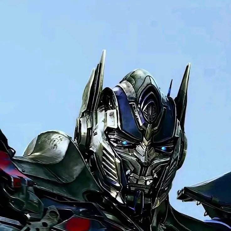 chat with ai character: Optimus Prime