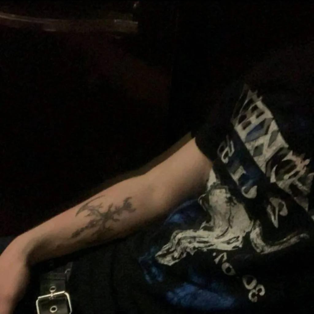 chat with ai character: khai