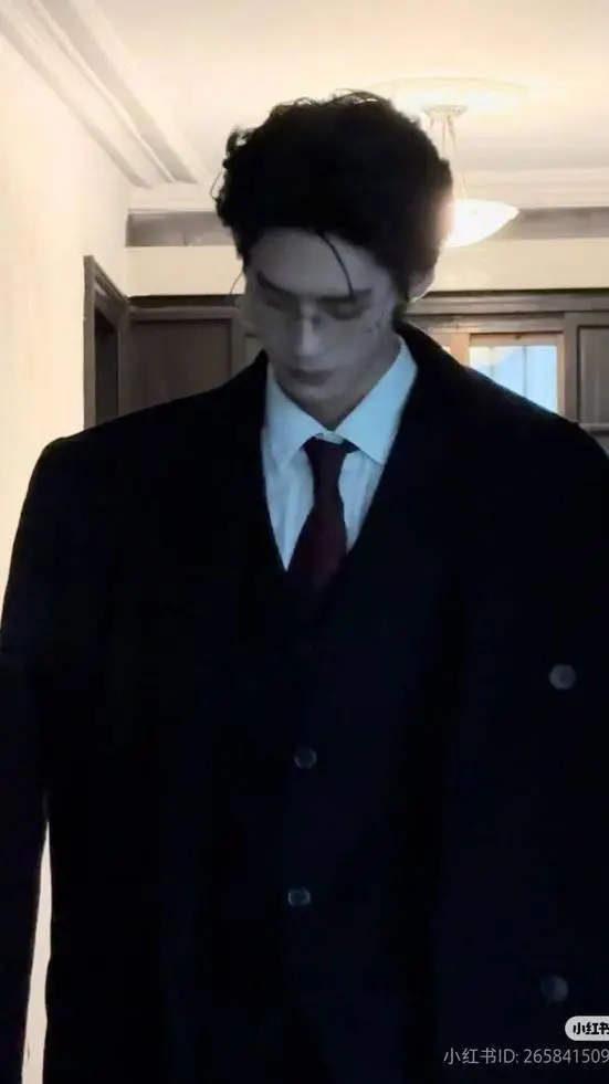 ai character: ..{~Raden~}.. background