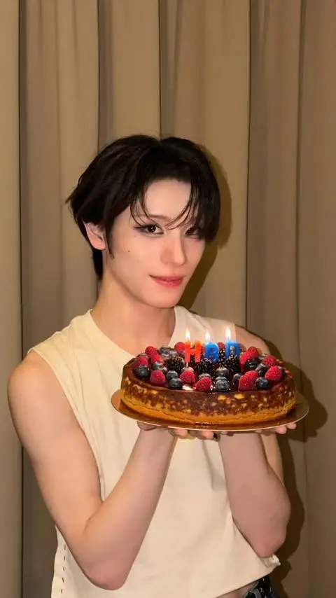 ai character: Haru background