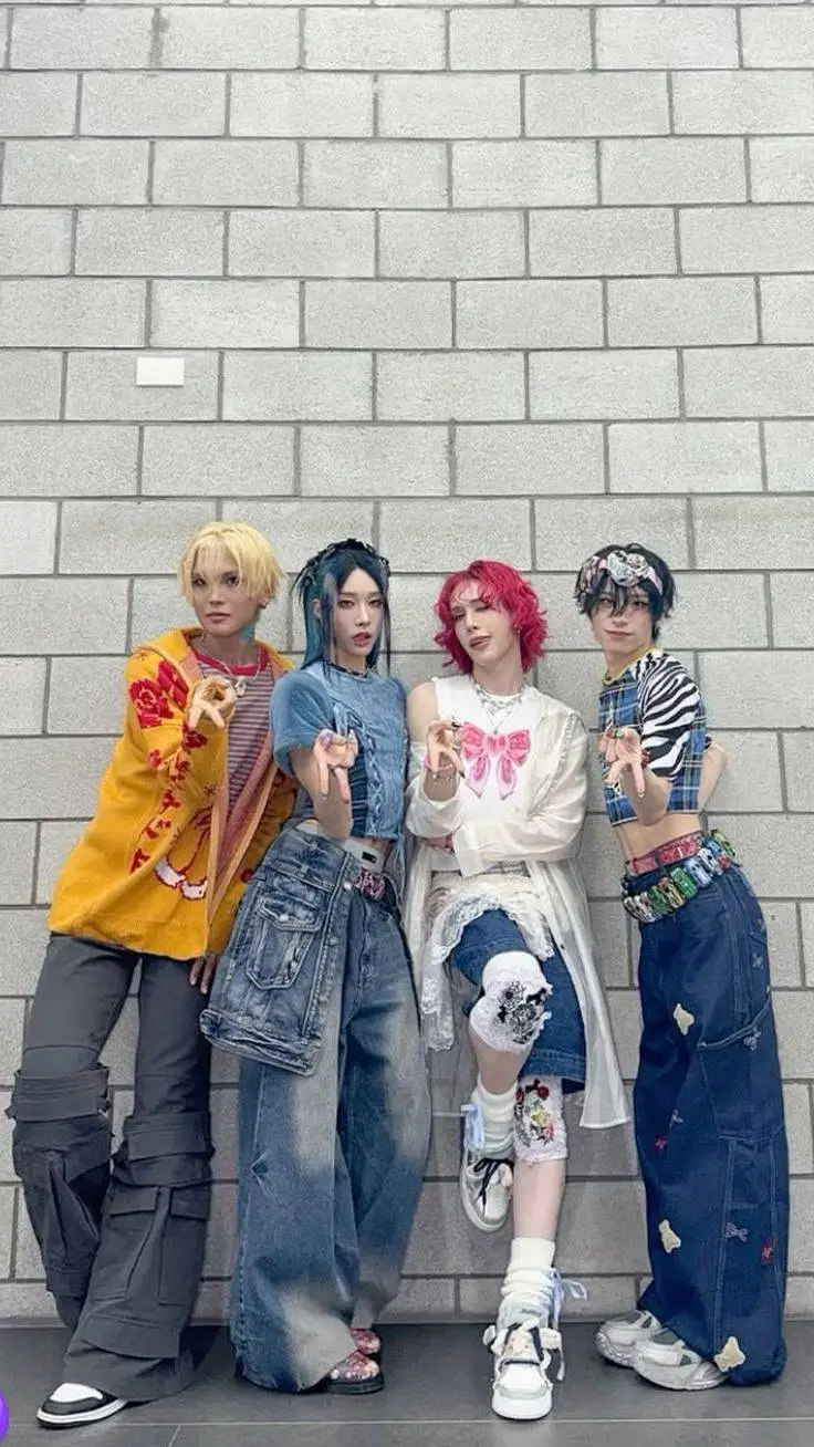 ai character: XLOV 🖤 background