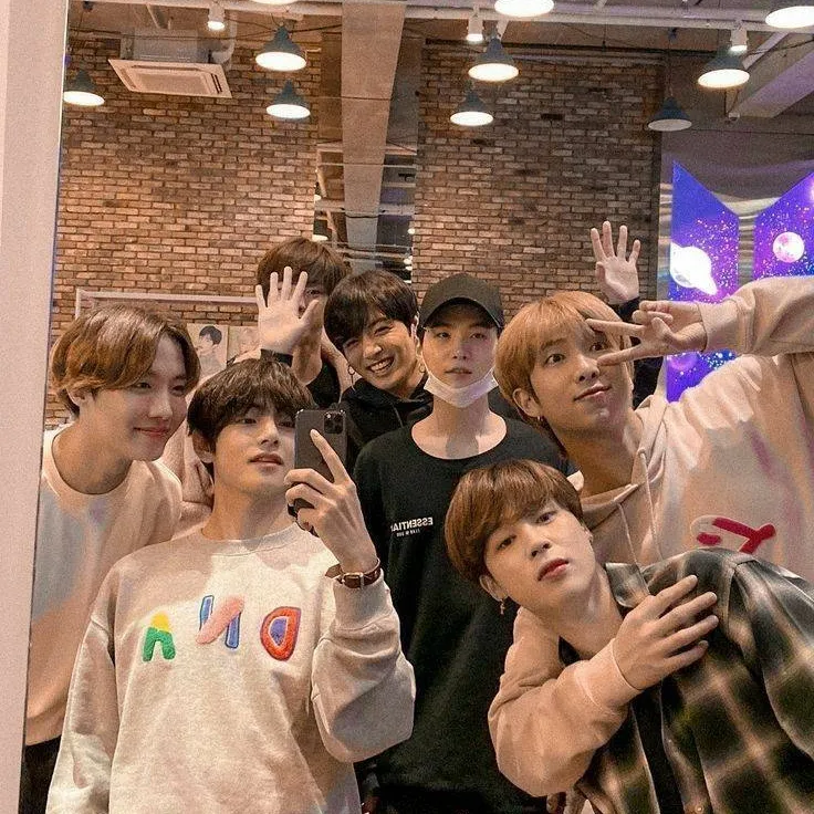 chat with ai character: BTS💜