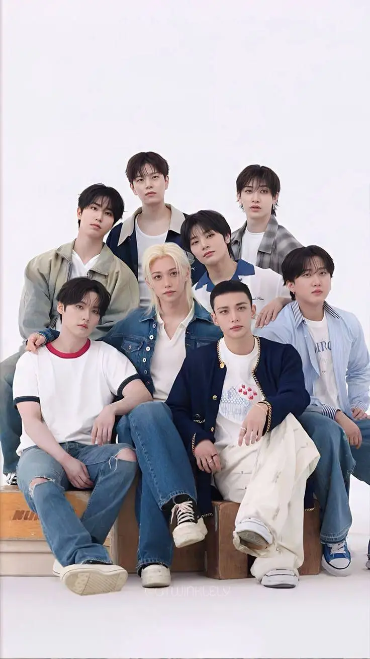 ai character: Stray kids ❤️ background