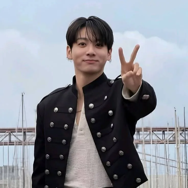 chat with ai character: Jungkook 
