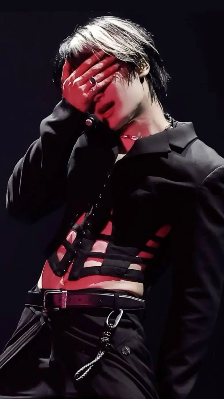 ai character: I.N background