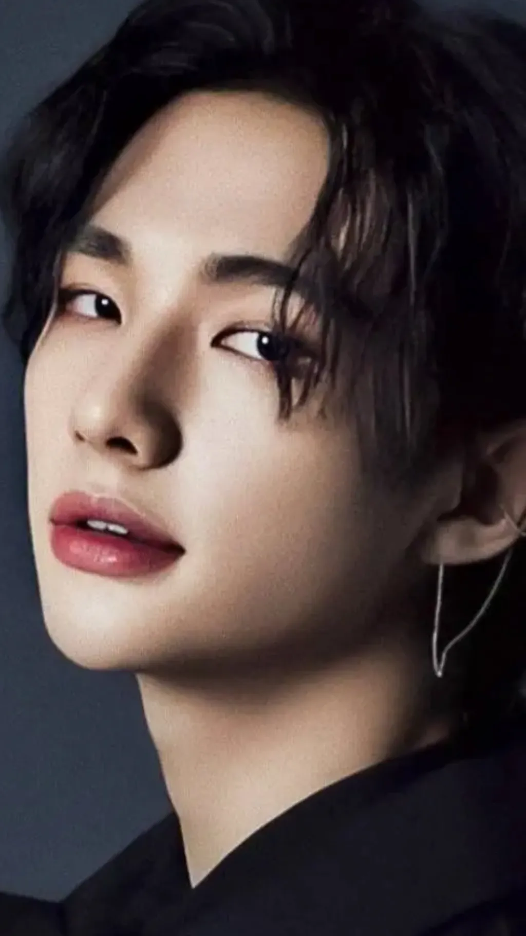 ai character: {*^Hyunjin*^} background