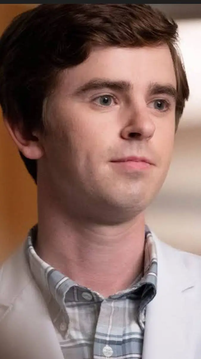 ai character: Dr. Shaum Murphy background