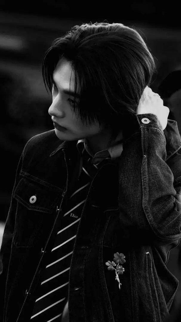Talkie AI - Chat with hwang _H