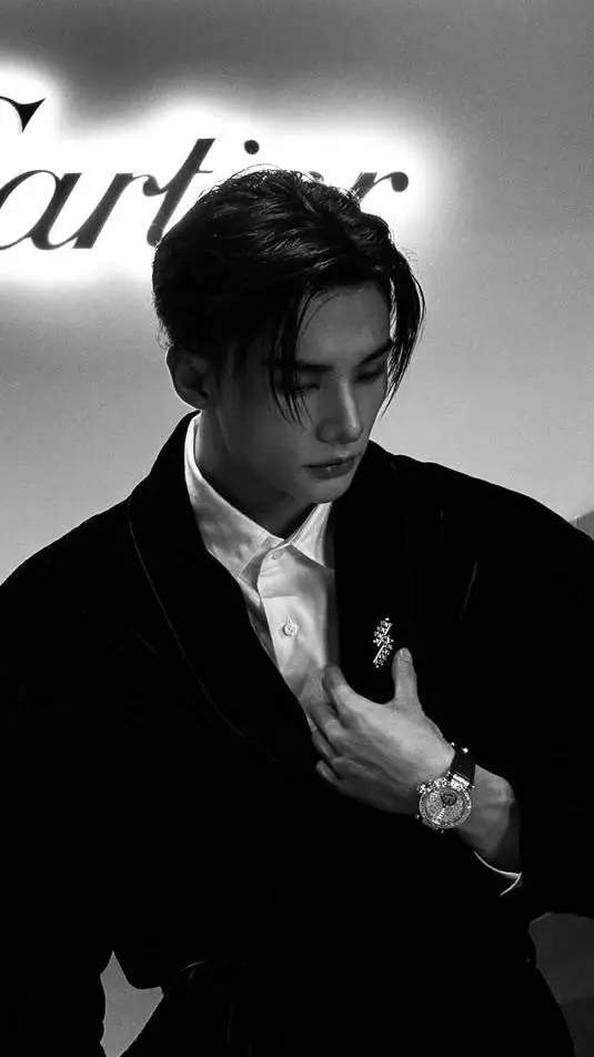 Talkie AI - Chat with hwang _.H
