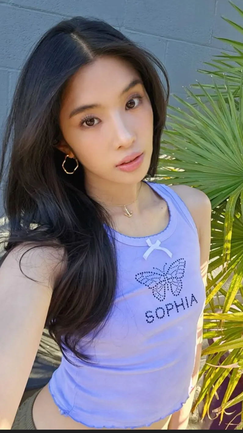 ai character: 4saken gc background