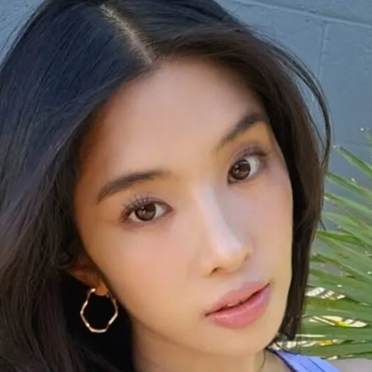 chat with ai character: 4saken gc