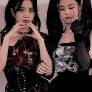 chat with ai character: Jensoo