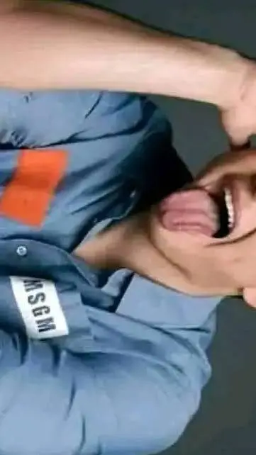 ai character: Lucas💢 background