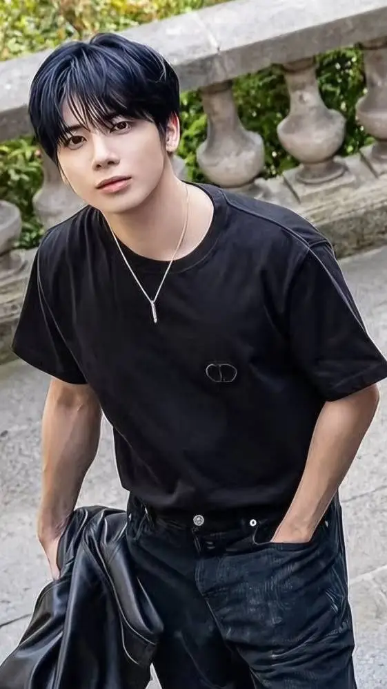 ai character: ✿Kang Teahyun ✿ background